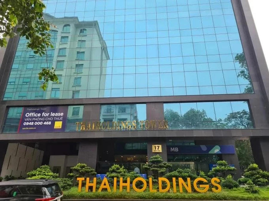 Dòng tiền lớn ào ạt đổ vào cổ phiếu ngân hàng đẩy thanh khoản lên đỉnh mới
