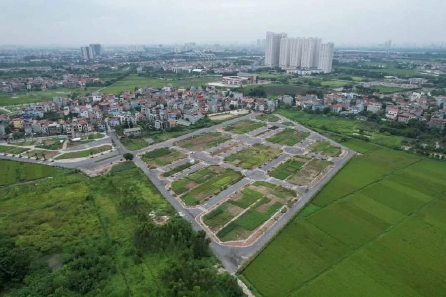 Đất nền ven đô Hà Nội hạ nhiệt, giảm gần 500 triệu vẫn khó bán