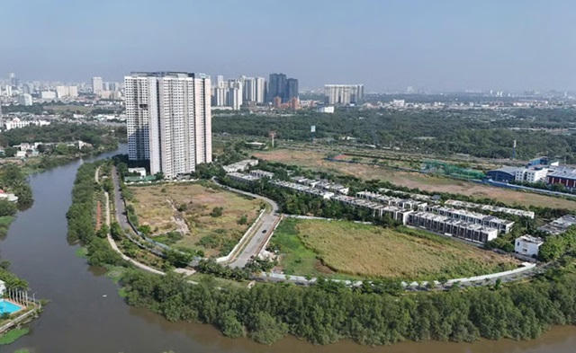 Loạt ông lớn bất động sản đua tăng vốn năm 2026