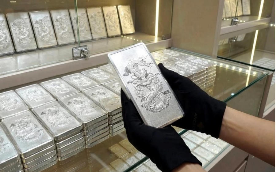 Giá bạc hôm nay 6/6/2026: Bạc nối đà giảm, nhà đầu tư thận trọng