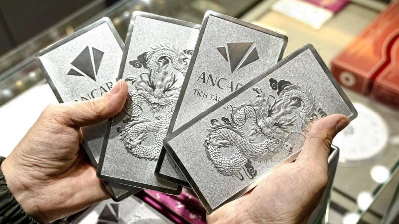 Chốt giá bạc hôm nay 7/6: Cú sập mạnh cuối tuần