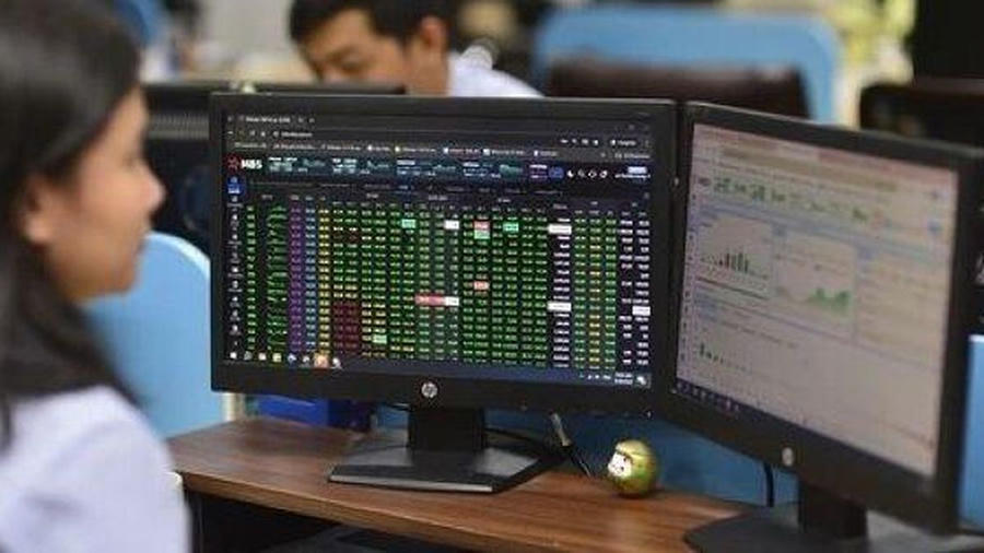 Khối ngoại bán ròng hơn 3.100 tỷ đồng tuần qua: tâm điểm VHM, VPB