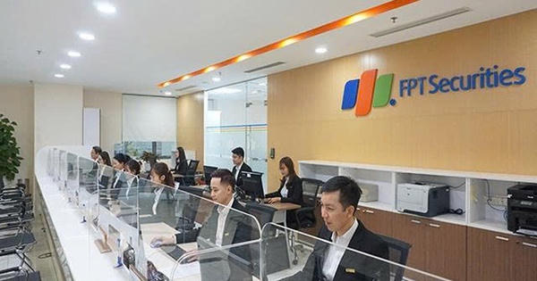 FPTS vay ngân hàng 2.000 tỷ đồng để làm gì?