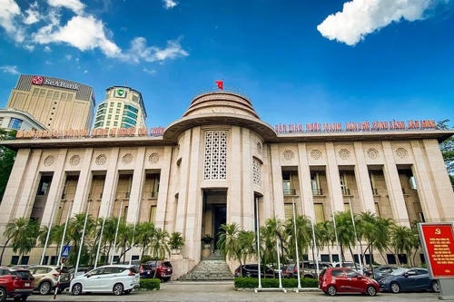 NHNN nới trần vốn ngắn hạn cho vay trung dài hạn lên 40%