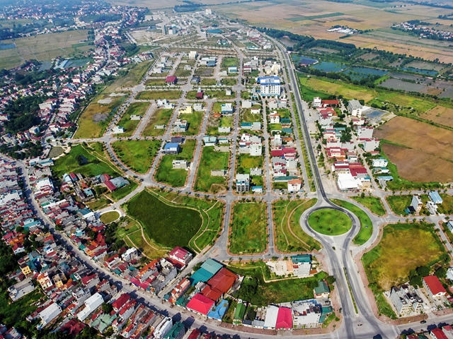 Đất lúa trong khu dân cư có được chuyển sang đất ở?