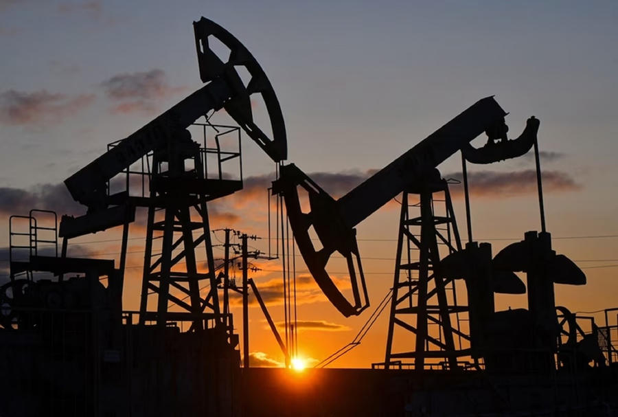 Giá xăng dầu hôm nay 29/6: WTI 70,13 USD/thùng, Brent 72,74 USD/thùng
