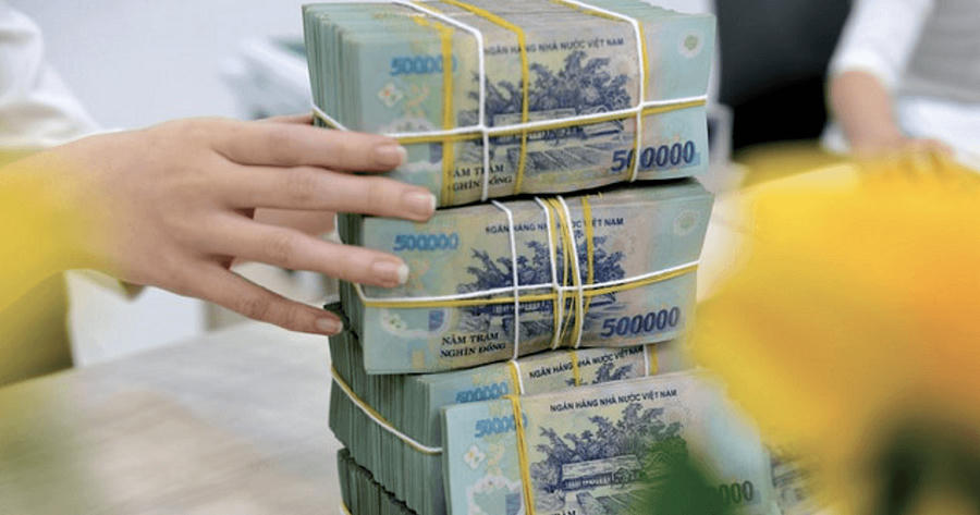 Lãi suất huy động tăng nóng: ngân hàng đua hút vốn có đáng lo?